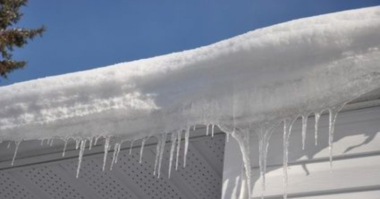 La pluie, la pire ennemie de laccumulation de neige sur votre toiture